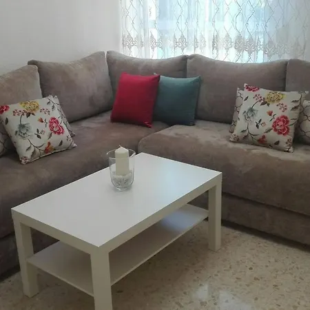 Comfy, Convenient & Classy Apartment, All For You *