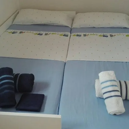 شقة Comfy, Convenient & Classy Apartment, All For You جيريز